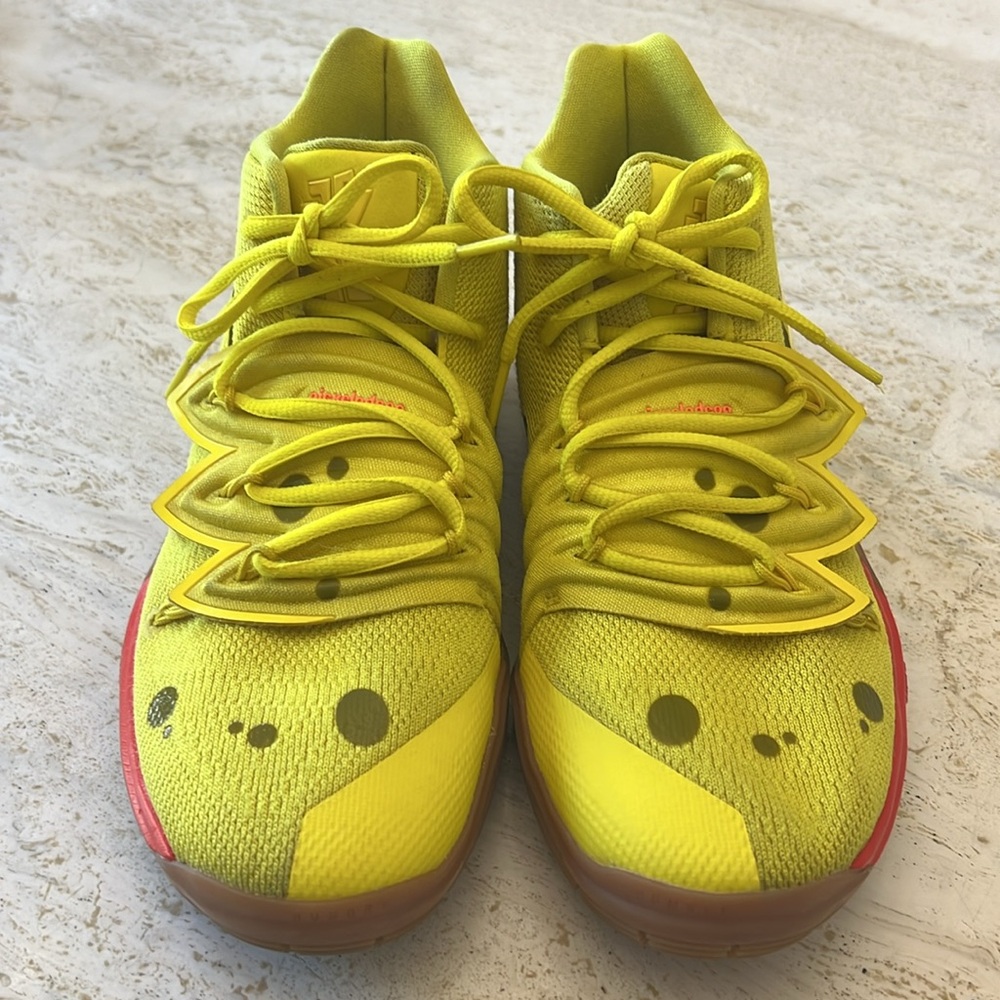 Nike SpongeBob SquarePants yellow 6.5 Big Boy sneaker Kyrie - Picture 3 of 16